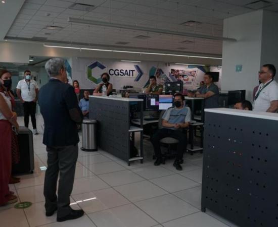 Visita del Vicerrector Héctor Raul Solís Gadea 